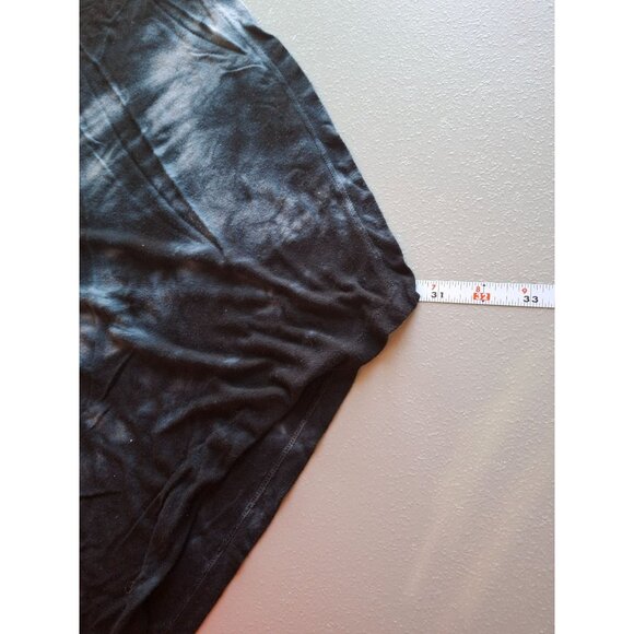 B.L.E.U. Womens Tie-Dye V-Neck XL Top Black White Studded Neck Boho Hippie - Picture 6 of 6